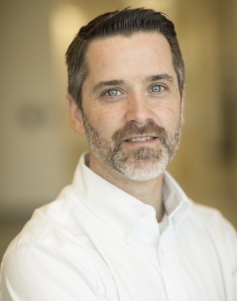 Physical therapist Dan Murray of South Shore Health