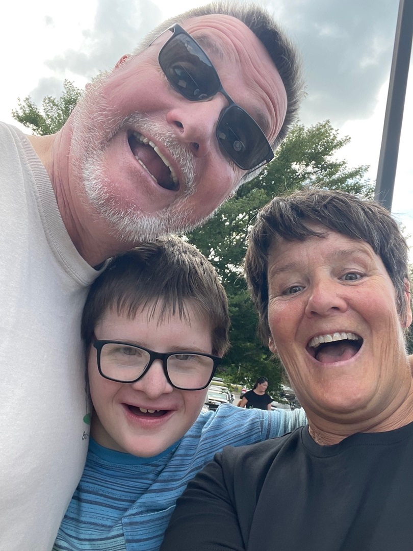 A selfie of the O'Keefe family - Donald, Steven and Laura